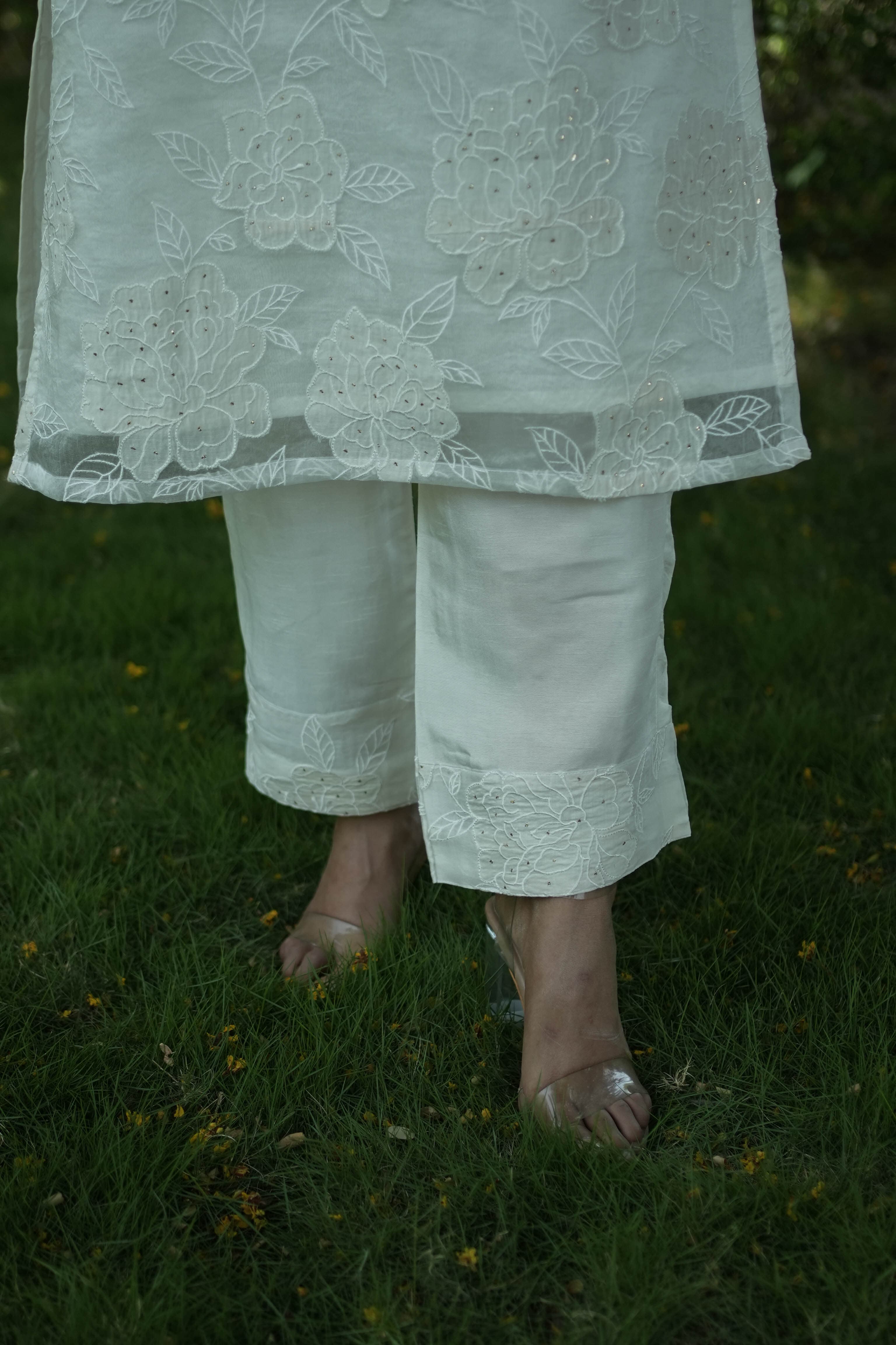 Moonflower Set view 8