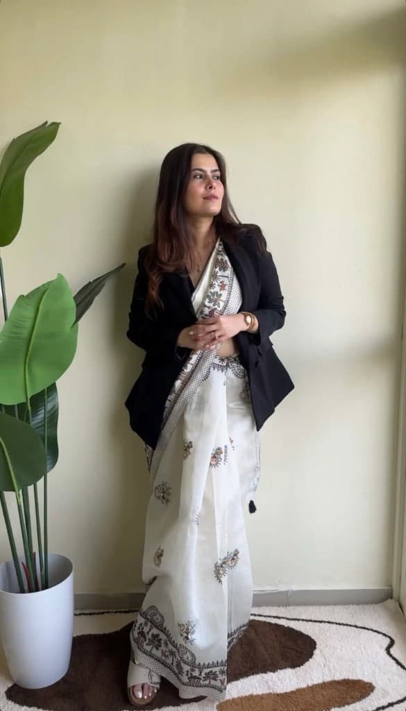 Meadow Folk Saree view 2